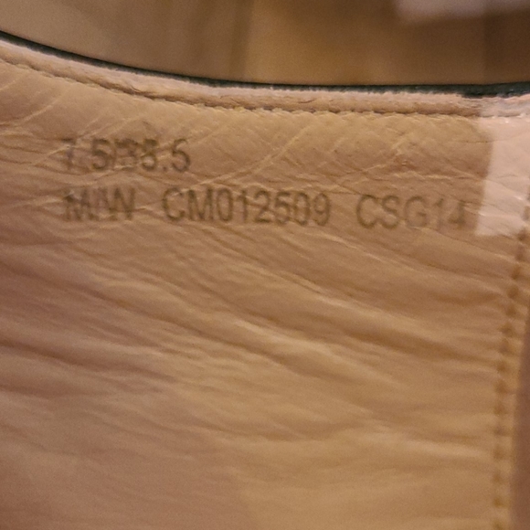 Carmen Marc Valvo Black Laceless Shoes - Picture 7 of 9